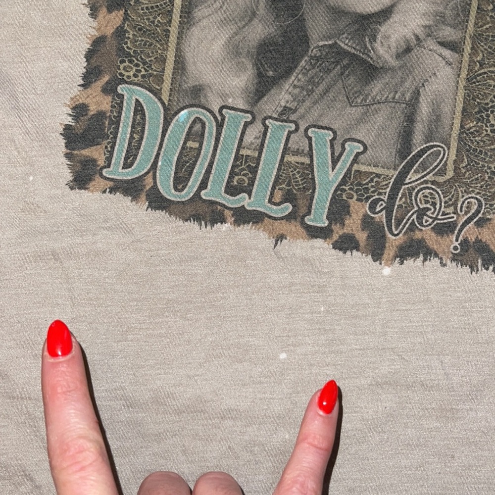 What Would Dolly Do? Tan T-Shirt - Picture 2 of 7